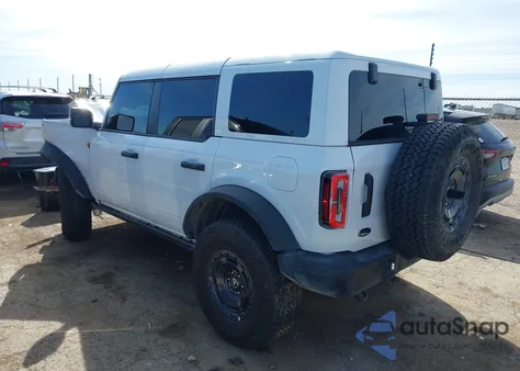 2025 Ford Bronco Badlands z USA, uszkodzony, nr VIN 1FMEE9BP7SLB01393